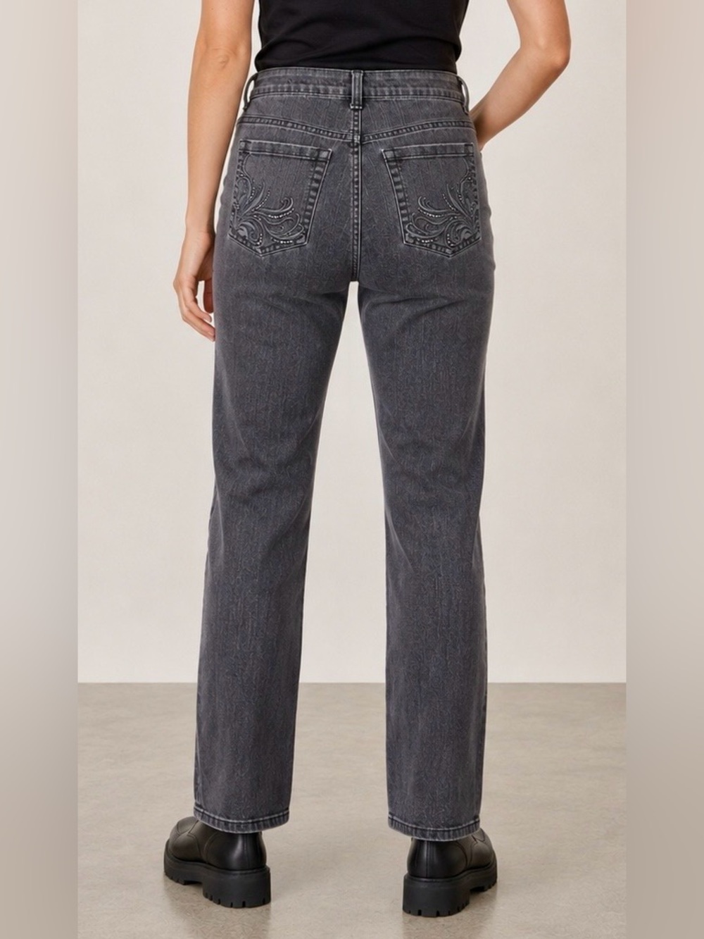 Gloria Vanderbilt Amanda Gray Straight Leg Jeans Women’s Size 10